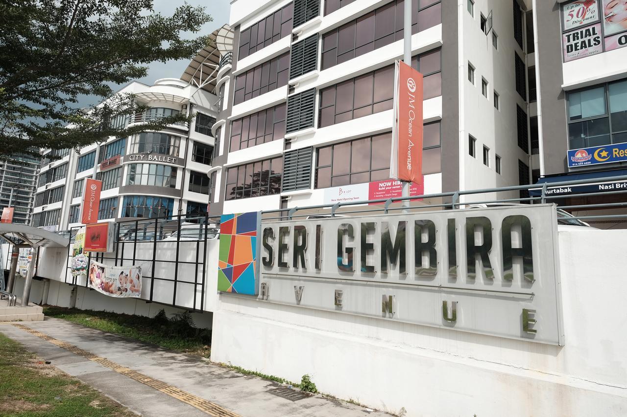 B Lot Hotel Kuala Lumpur Extérieur photo